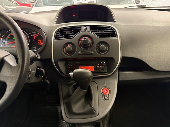 Renault Kangoo Express 17 of 28