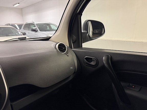 Renault Kangoo Express 22 of 28