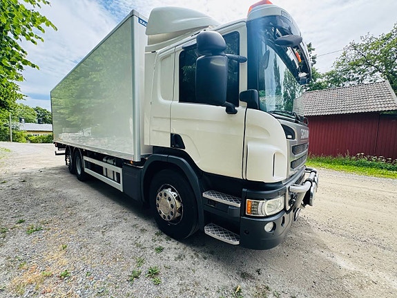 Scania P360 6x2 Öppningsbar sida Bakllyft 15240kg Lastvikt 3 of 12