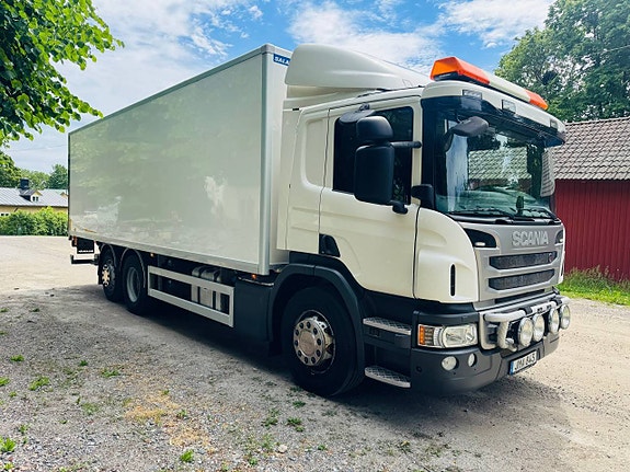 Scania P360 6x2 Öppningsbar sida Bakllyft 15240kg Lastvikt 2 of 12