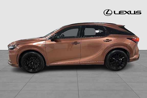 Lexus RX500h 2 of 17