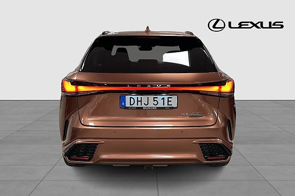 Lexus RX500h 4 of 17