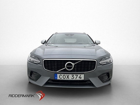 Volvo V90 2 of 5