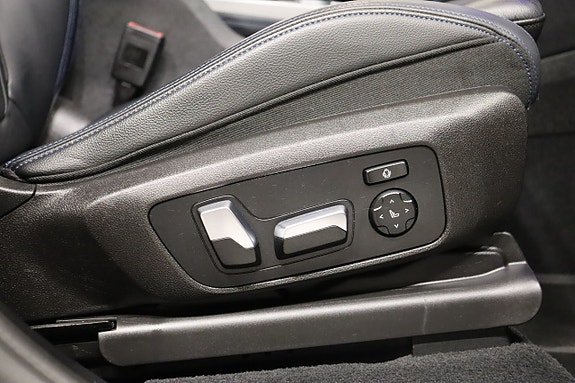 BMW X4 14 of 15