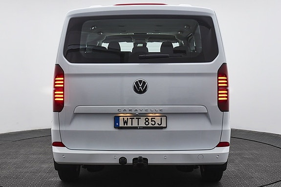 Volkswagen Caravelle 3 of 5