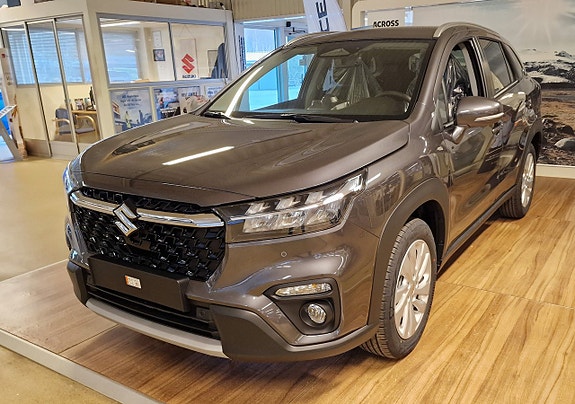 Suzuki S-Cross