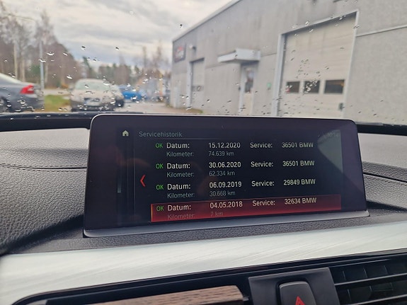 BMW 340i 23 of 27