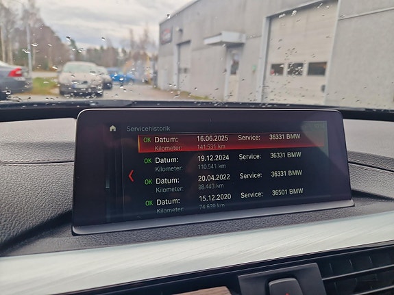 BMW 340i 22 of 27