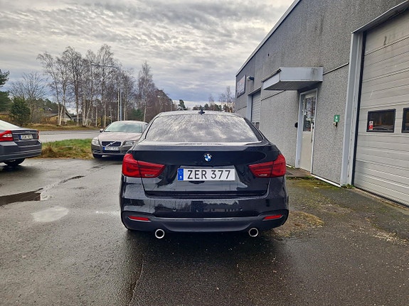 BMW 340i 8 of 27