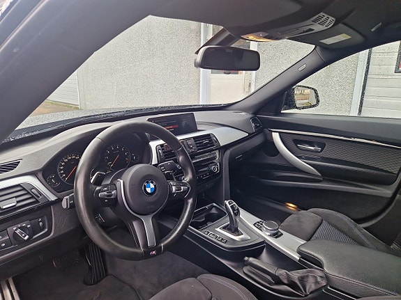 BMW 340i 14 of 27