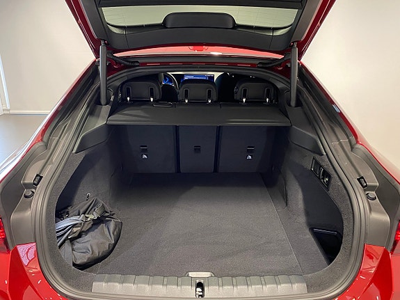 BMW i4 12 of 13