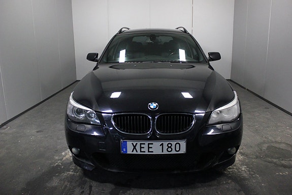 BMW 523i 5 of 5