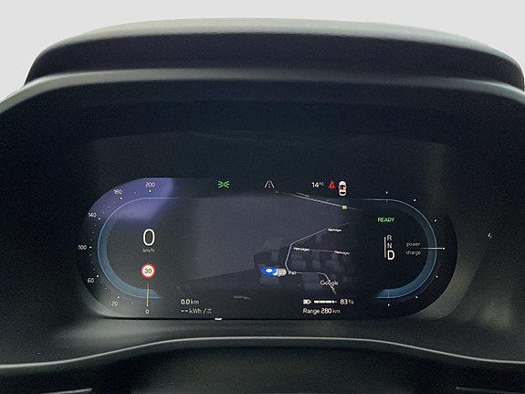 Volvo XC40 10 of 18