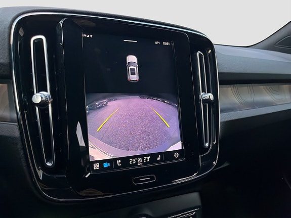 Volvo XC40 14 of 18