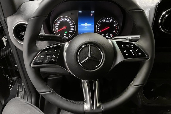 Mercedes-Benz Sprinter 319 5 of 18