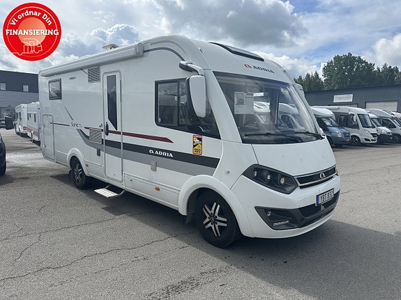 Adria SONIC I 700 SBC "Hydrauliska Stödben"