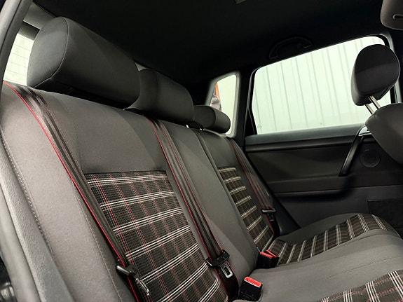 Volkswagen Polo 12 of 20