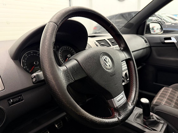 Volkswagen Polo 16 of 20