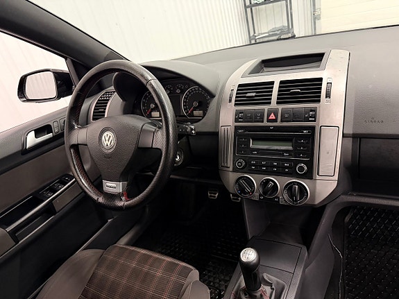 Volkswagen Polo 11 of 20