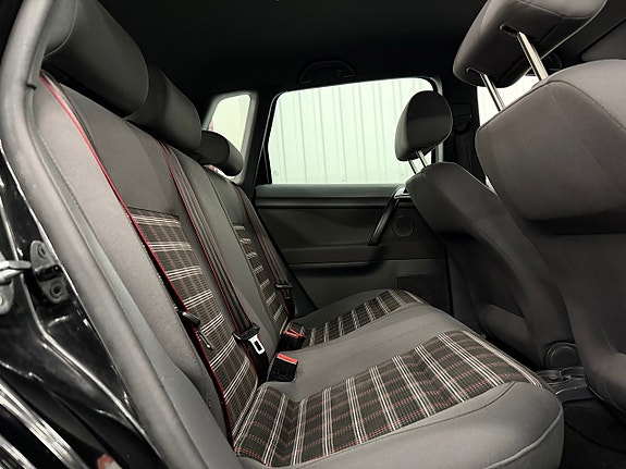 Volkswagen Polo 13 of 20