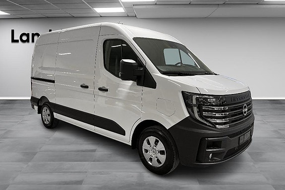 Nissan Interstar 3 of 5