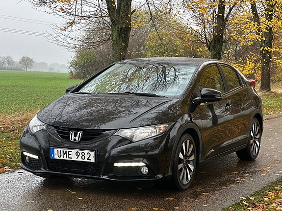 Honda Civic 2 of 5