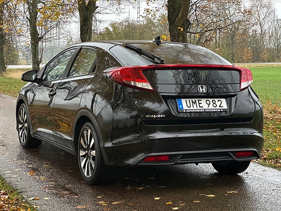Honda Civic 4 of 5