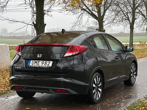 Honda Civic 3 of 5
