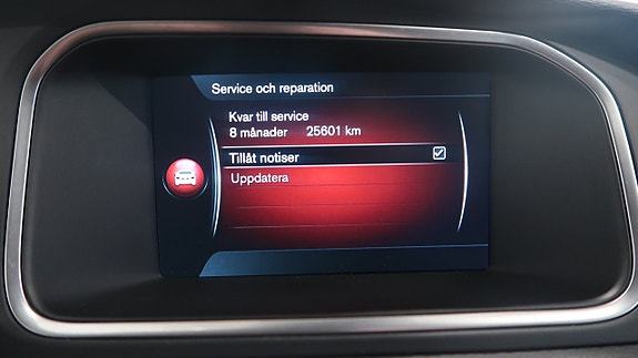 Volvo V40 14 of 18