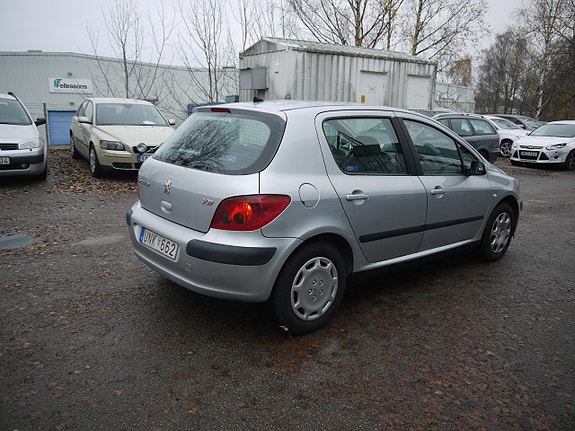 Peugeot 307 8 of 14