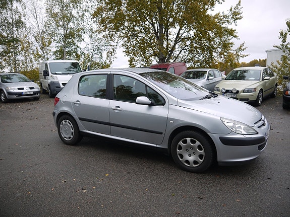 Peugeot 307 4 of 14
