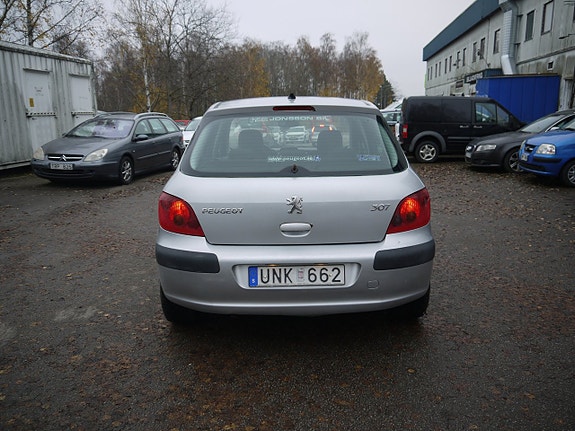 Peugeot 307 9 of 14