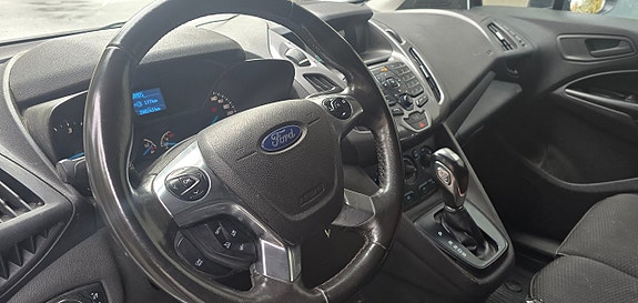 Ford Transit Connect 3 of 10