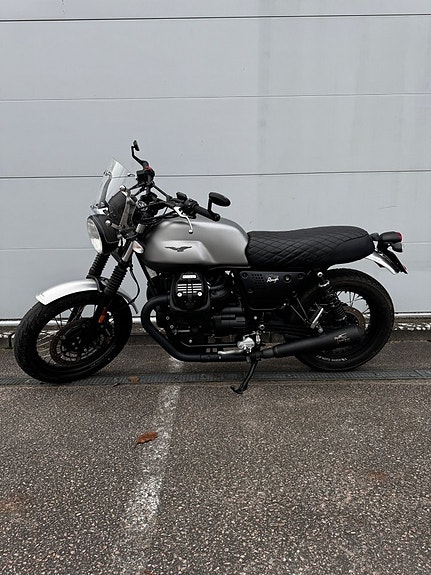 Moto Guzzi V7