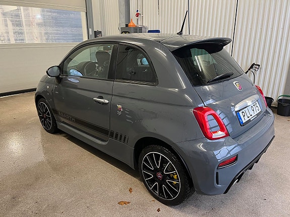 Abarth 595 3 of 5