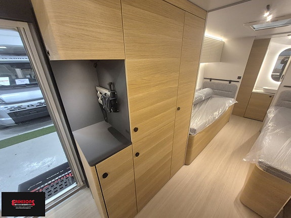 Adria ADORA 663 UT 8 of 12