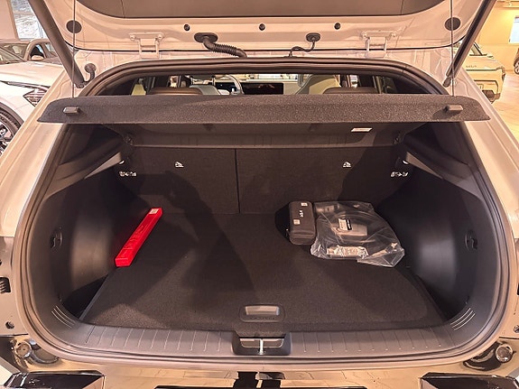 Kia EV4 14 of 27