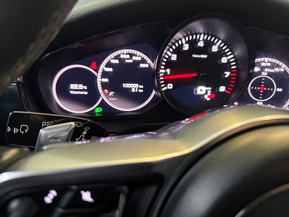 Porsche Panamera 20 of 22