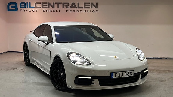 Porsche Panamera 2 of 16