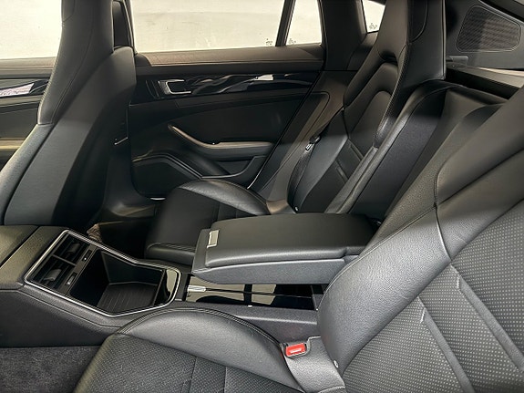 Porsche Panamera 21 of 22