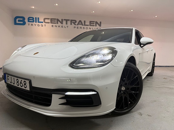 Porsche Panamera 6 of 22