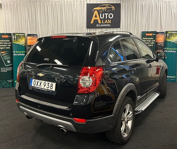 Chevrolet Captiva 4 of 5