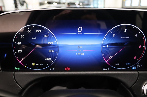 Mercedes-Benz E220 13 of 24