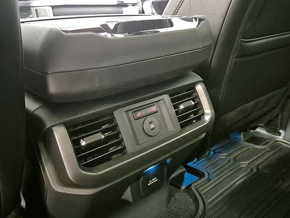 Ford F-150 17 of 21