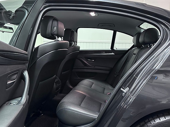 BMW 520 16 of 23