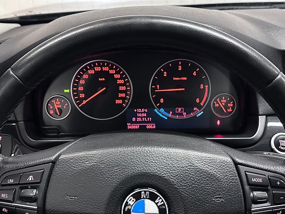 BMW 520 17 of 23