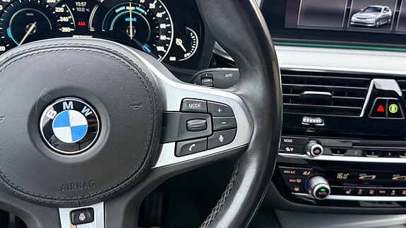 BMW 530e 12 of 30