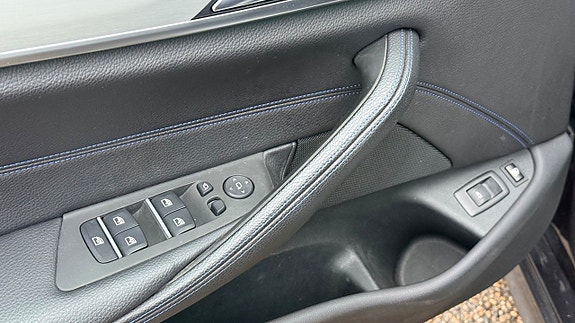 BMW 530e 11 of 30