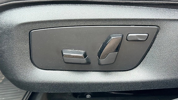 BMW 530e 10 of 30