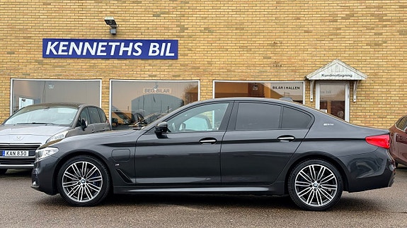 BMW 530e 7 of 30